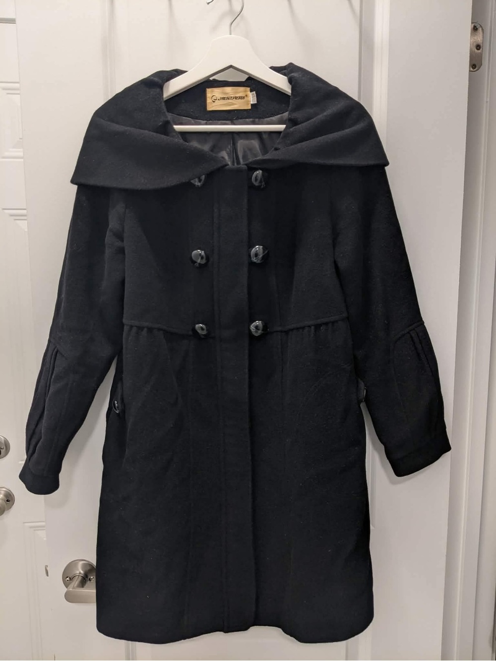 Black Mid-Length Wool Coat with Hood
